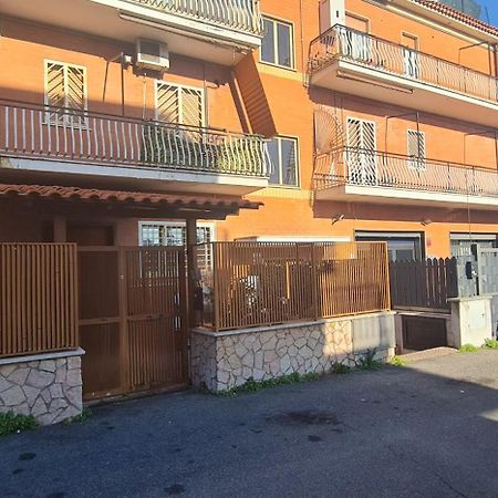 Appartamento Roma Vicino Metro C Dış mekan fotoğraf